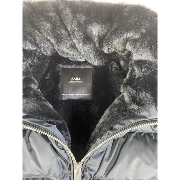ZARA Puffer Coat Jacket, Size Small, Zipper Pockets, Fitted, Black, Outerwear - Picture 3 of 8